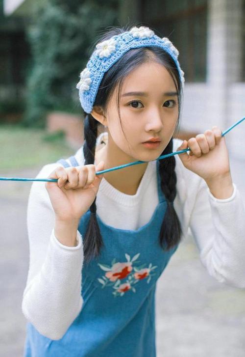 法甲：巴黎圣日耳曼3-0完胜里尔，姆巴佩状态火热，巴黎圣日耳曼续约姆巴佩