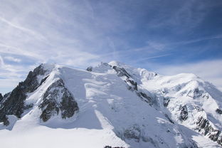 熊猫体育官方网站-全国高山滑雪青少年比赛火热进行，全国高山滑雪青少年锦标赛